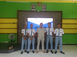 Presentasi Laporan PKL A12 Bersama Kabun 1, Dhanyang Ali Suwarna (1)