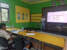 Presentasi Laporan PKL A12 Bersama Kabun 1, Dhanyang Ali Suwarna (6)
