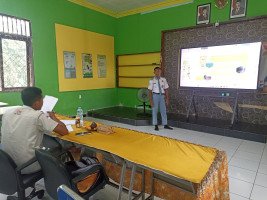 Presentasi Laporan PKL A12 Bersama Kabun 1, Dhanyang Ali Suwarna (9)
